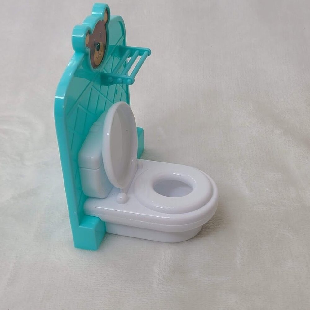 Pretty Dollhouse Luxury Villa Bathroom Toilet Set Aqua Wall Panel Bear Theme - Picture 4 of 8